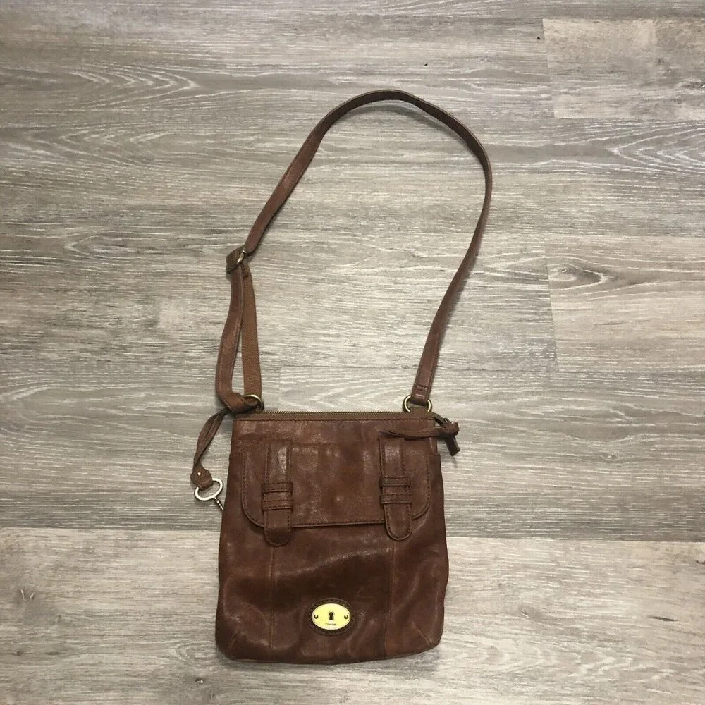 Fossil Vintage Genuine‎ Brown Leather Handbag Hobo Shoulder Bag Crossbody
